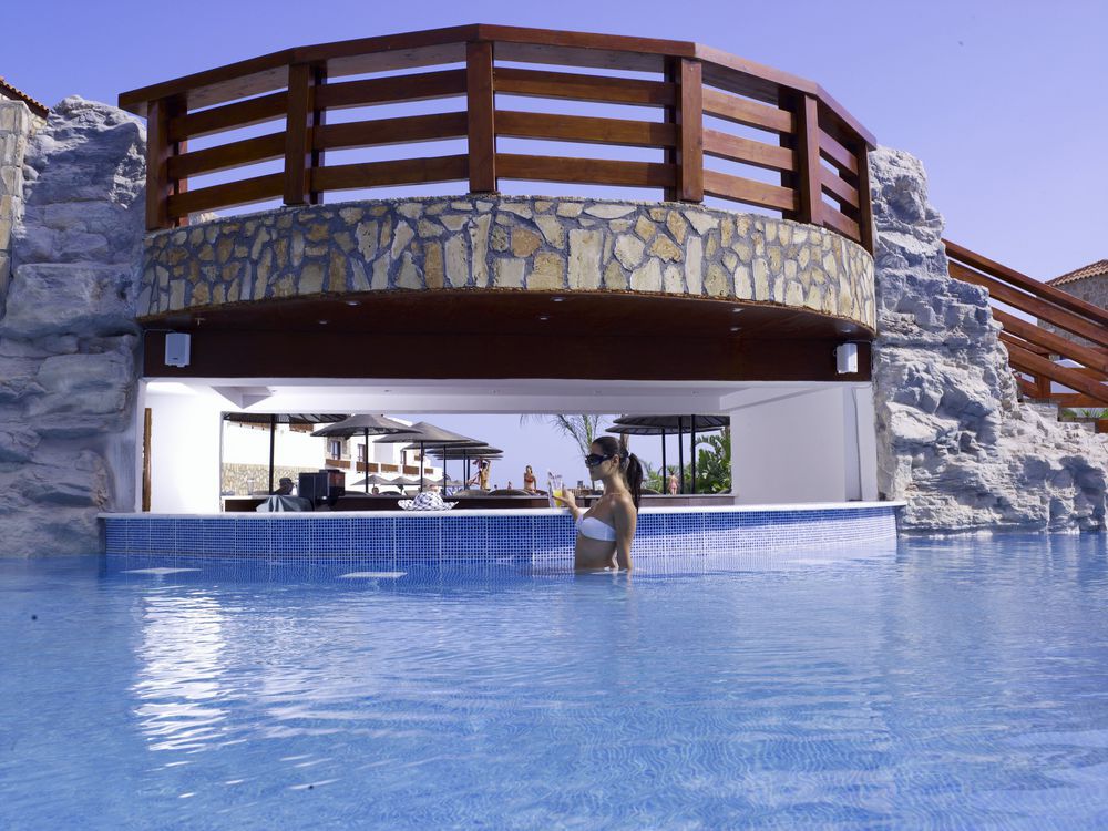 Costa Lindia Beach ラルドス レストラン 写真