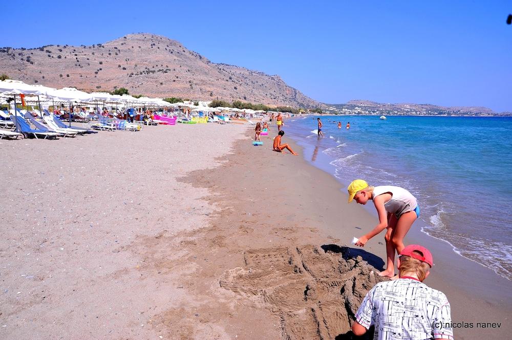 Costa Lindia Beach ラルドス 設備 写真